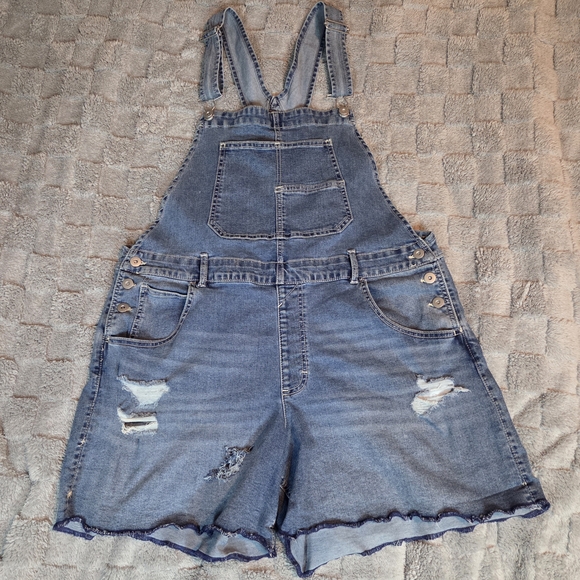 No Boundaries Pants - No Boundaries Shortalls Overalls Womens Juniors XXL (19) Distressed